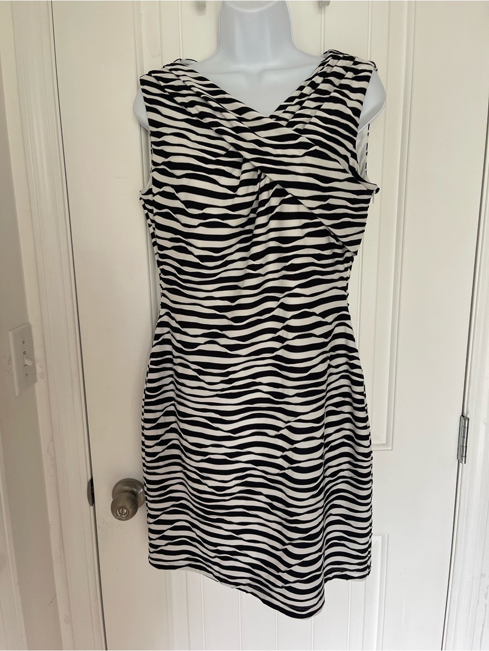 Calvin Klein Black and White Zebra-Print Sleeveless Sheath Dress